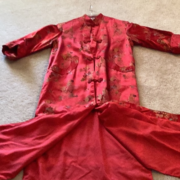 Small Red Kimono - Picture 4 of 7